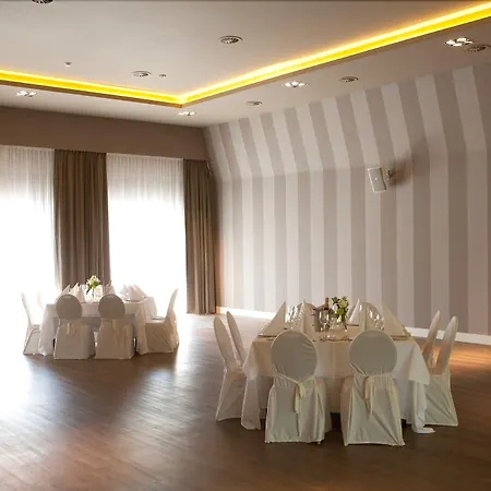 Fletcher Hotel-restaurant Duinzicht 4*