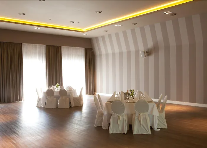 Fletcher Hotel-restaurant Duinzicht 4*