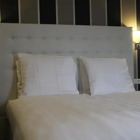 Fletcher Hotel-restaurant Duinzicht 4*