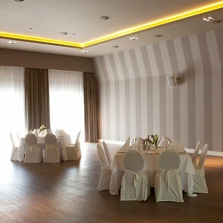 Fletcher Hotel-restaurant Duinzicht מלון 4*