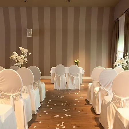 Fletcher Hotel-restaurant Duinzicht 4* אאודורפ