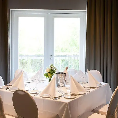 Fletcher Hotel-restaurant Duinzicht מלון 4*